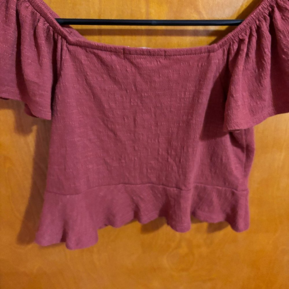 Live To Be Spoiled Maroon Crop Top with Front Tie‎ - Picture 10 of 12